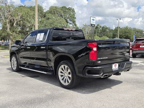 Used 2021 Chevrolet Silverado 1500 High Country w/ Technology Package AWD/4WD image 5