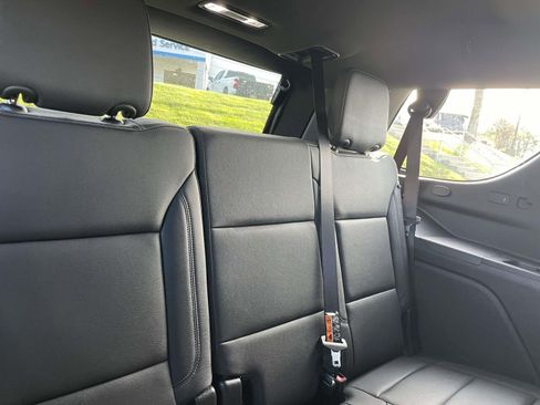 Used 2025 Chevrolet Tahoe Z71 image 13