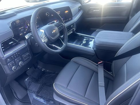 New 2026 Chevrolet Suburban Premier w/ Sun And Tow Package image 9