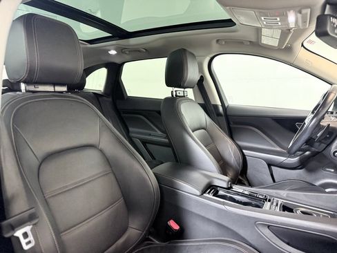 Used 2018 Jaguar F-PACE Prestige AWD/4WD image 23