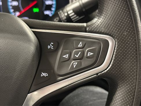 Used 2022 Chevrolet Malibu LT image 24