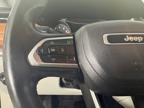 Used 2022 Jeep Compass Limited AWD/4WD image 19