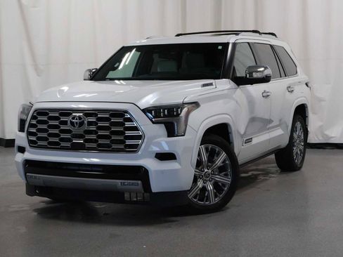 Used 2024 Toyota Sequoia Capstone AWD/4WD image 1