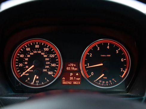 Used 2006 BMW 325xi Wagon image 13