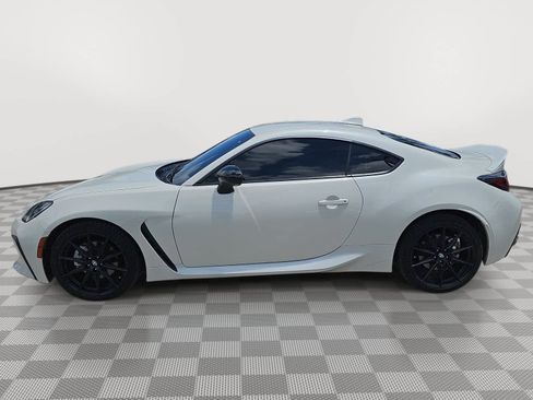 Used 2025 Toyota GR86 Premium RWD image 5