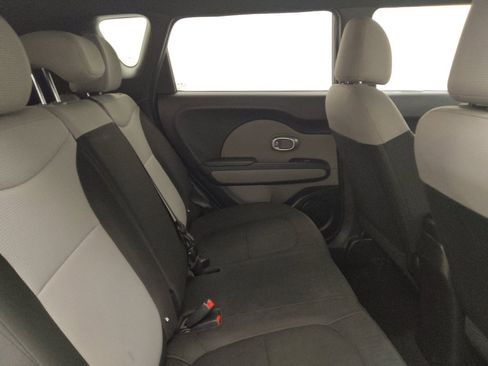 Used 2019 Kia Soul FWD image 19