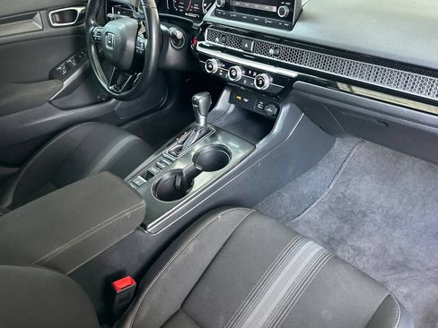 Used 2022 Honda Civic Sport image 15