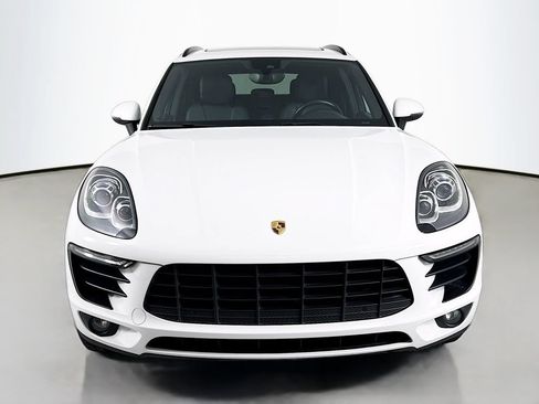 Certified 2018 Porsche Macan AWD/4WD image 6