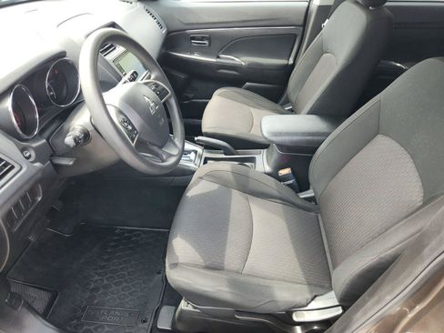 Used 2018 Mitsubishi Outlander Sport ES AWD/4WD image 10