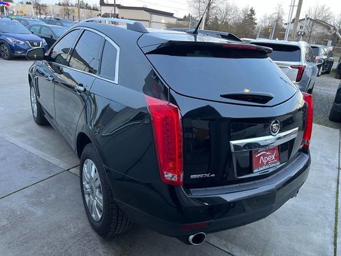 Used 2014 Cadillac SRX Luxury image 5