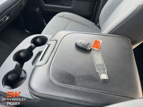 Used 2024 RAM 2500 Big Horn image 24