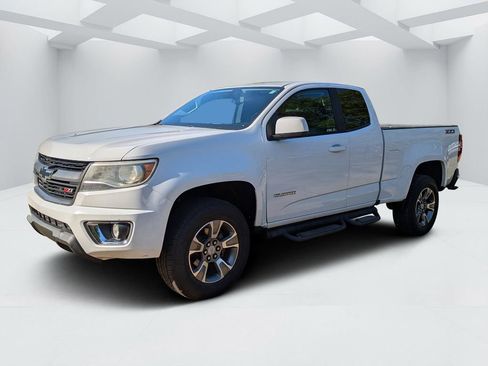 Used 2019 Chevrolet Colorado Z71 RWD image 7