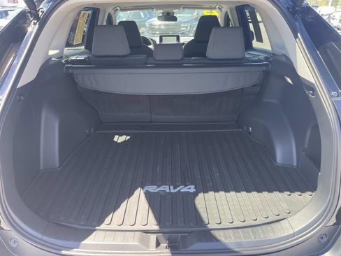 Used 2025 Toyota RAV4 XLE w/ Convenience Package FWD image 11
