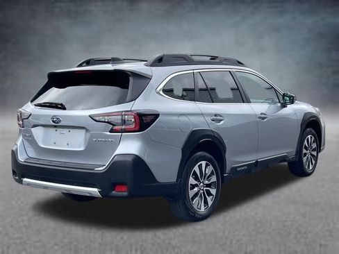 Certified 2025 Subaru Outback Limited AWD/4WD image 4