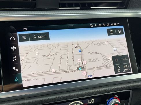 Used 2022 Audi Q3 2.0T Premium Plus w/ Premium Plus Package image 4