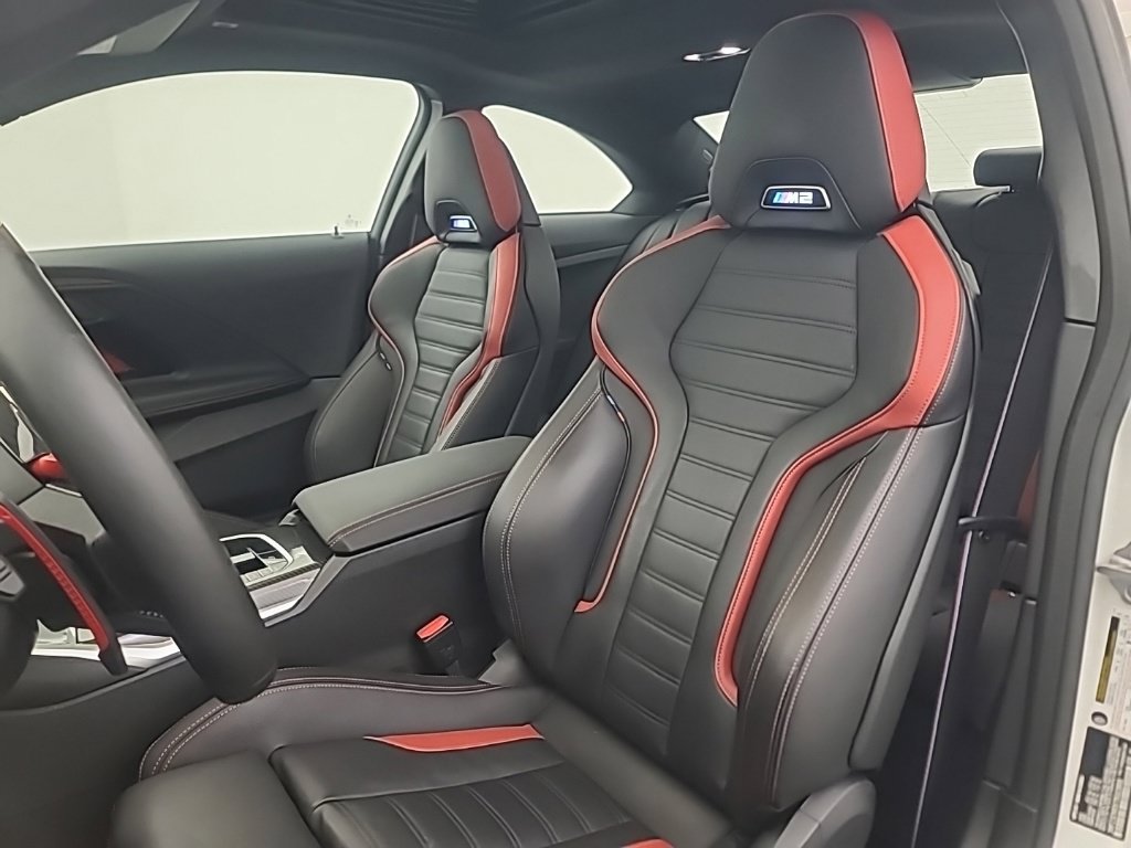 Used 2026 BMW M2 w/ Lighting Package RWD image 26
