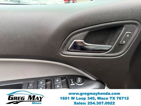 Used 2017 Chevrolet Colorado LT w/ LT Convenience Package RWD image 11