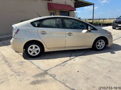 Used 2011 Toyota Prius Two FWD image 8