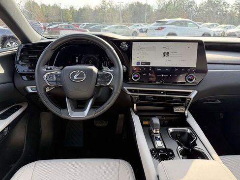 Used 2024 Lexus RX 350 image 8