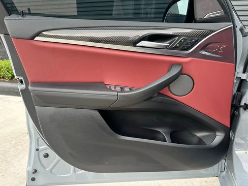 Used 2024 BMW X3 M40i w/ Premium Package image 18