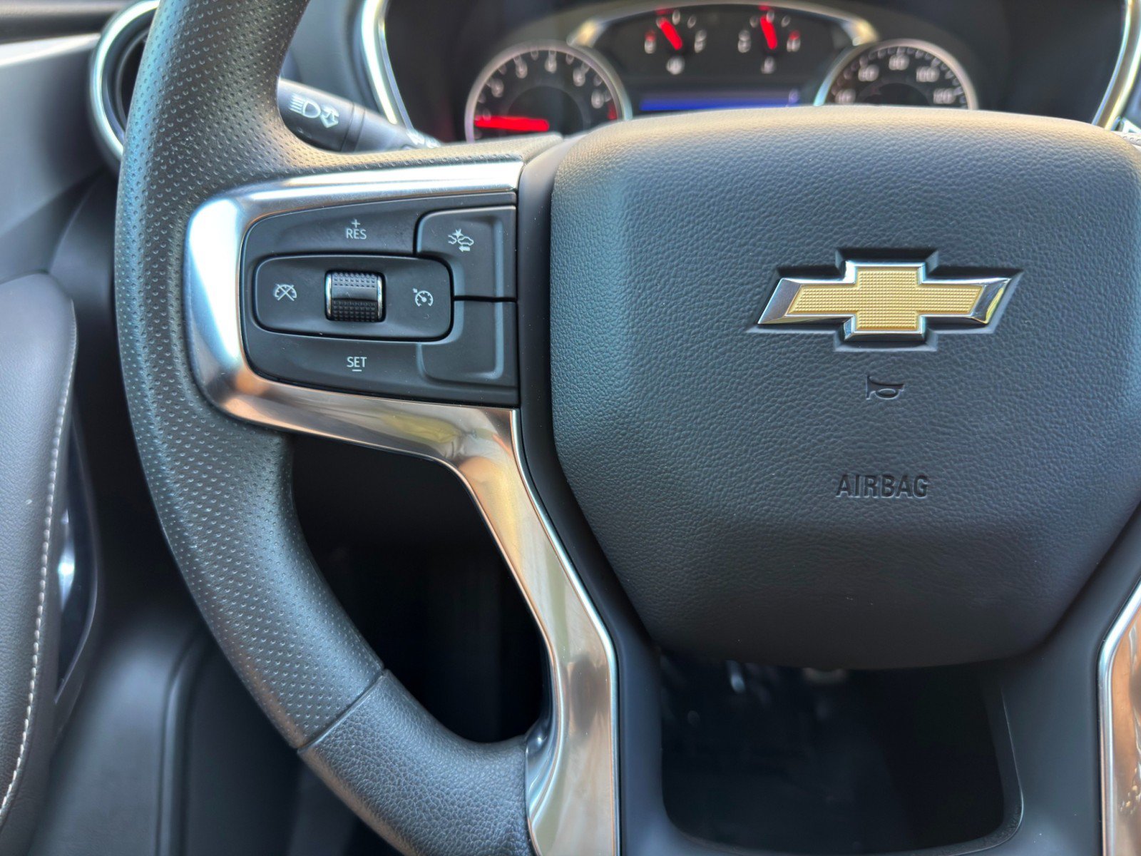 Used 2026 Chevrolet Blazer LT w/ Convenience Package FWD image 19