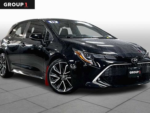 Used 2019 Toyota Corolla XSE w/ Carpet Mat Package FWD image 3