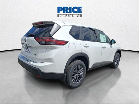New 2026 Nissan Rogue SV AWD/4WD image 5