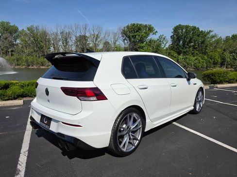 Used 2024 Volkswagen Golf R AWD/4WD image 8