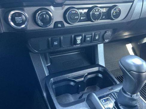 Certified 2021 Toyota Tacoma TRD Sport AWD/4WD image 23