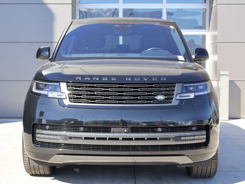 Certified 2023 Land Rover Range Rover SE image 2