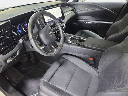 Used 2024 Lexus RX 350 FWD w/ Convenience Package image 16