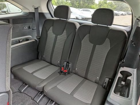 New 2026 Kia Sorento LX FWD image 15