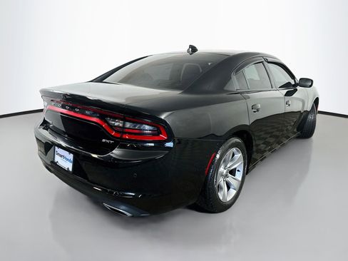 Used 2018 Dodge Charger SXT Plus w/ Driver Convenience Group RWD image 7