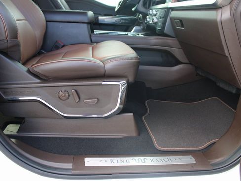 Certified 2024 Ford F250 King Ranch image 11