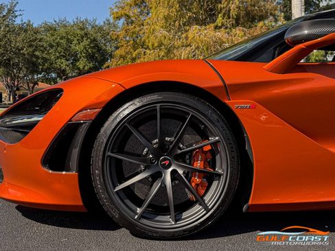 Used 2018 McLaren 720S Luxury image 41