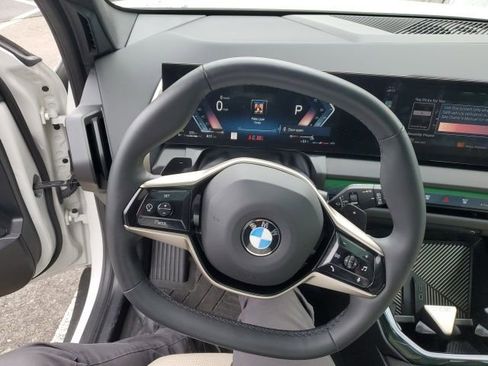 Used 2025 BMW X3 xDrive30i w/ M Sport Package image 22