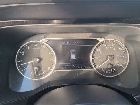 Used 2024 Nissan Pathfinder SV image 26