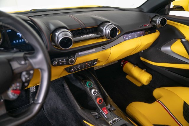 Used 2023 Ferrari 812 GTS RWD image 19