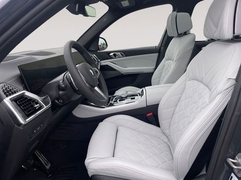 New 2026 BMW X5 xDrive40i w/ M Sport Package image 9