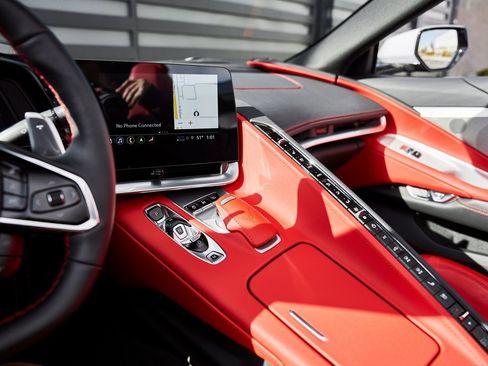 Used 2022 Chevrolet Corvette Stingray Preferred Conv w/ Z51 Performance Package image 51