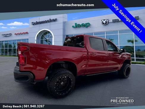 Used 2024 Chevrolet Silverado 1500 LT RWD image 7