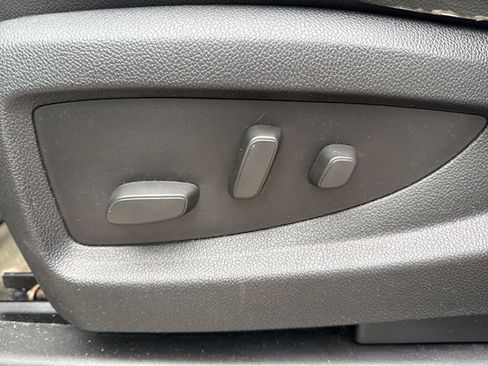 Used 2016 GMC Sierra 1500 SLT w/ SLT Premium Package image 19