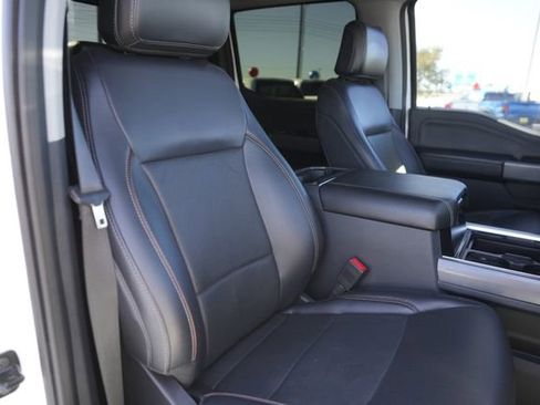 Used 2024 Ford F350 Lariat image 19