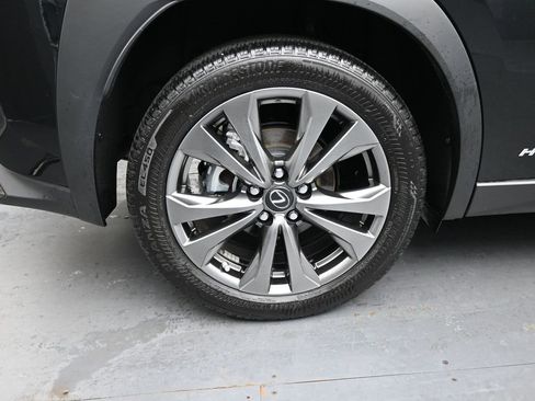 Used 2020 Lexus UX 250h F Sport image 10