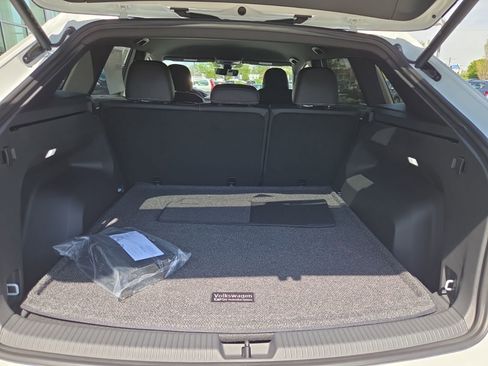 New 2026 Volkswagen Atlas Cross Sport SE AWD/4WD image 11