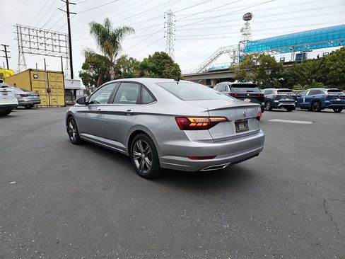 Used 2021 Volkswagen Jetta R-Line image 7