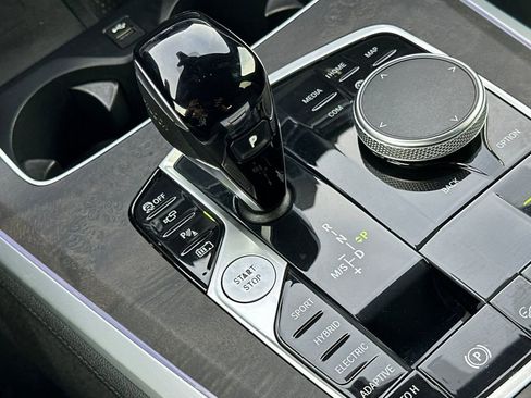 Used 2022 BMW X5 xDrive45e w/ Climate Comfort Package image 24