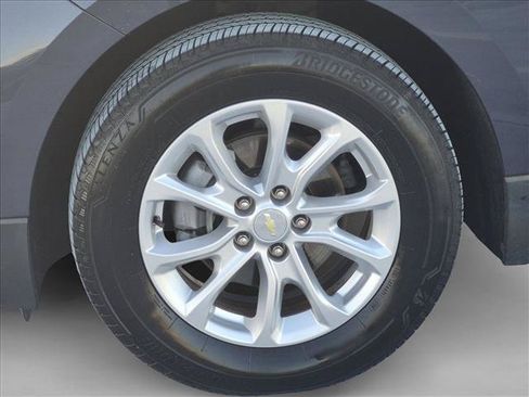 Used 2019 Chevrolet Equinox LS w/ LS Convenience Package FWD image 22
