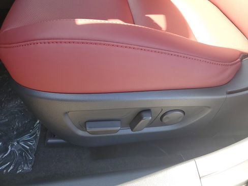 Used 2025 MAZDA CX-30 AWD 2.5 S w/ Preferred Package image 16