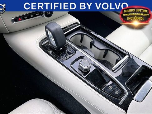 Certified 2025 Volvo S60 T8 Plus AWD/4WD image 19